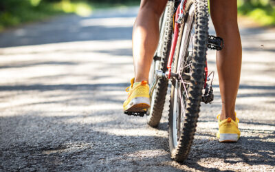 7 Biking Tips From An Orthopedics & Sports Medicine Doctor